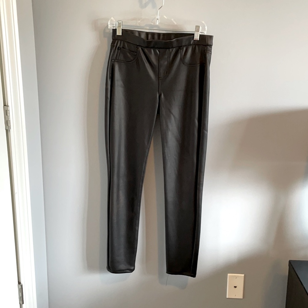 Faux leather black pants medium